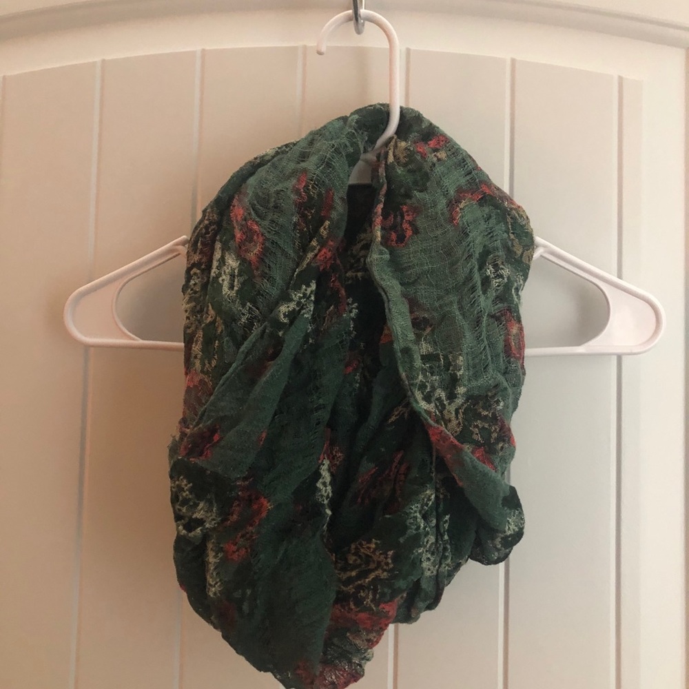 Ecoté | Urban Outfitters scarf